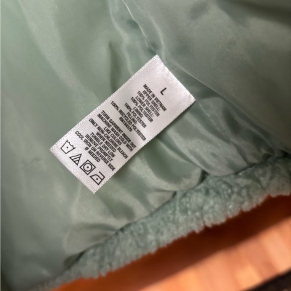 Aeropostale Light Green Puffer Jacket - Picture 5 of 7